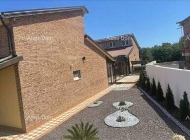 Kuca, Medulin, prodaja, 1096000 €, 450 m2