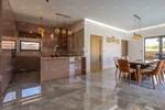 Kuca, Pula, Loborika, prodaja, 850000 €, 350 m2