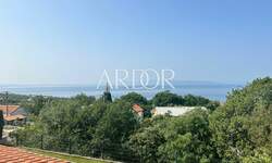 Kuca, Kostrena, najam, 3500 €, 250 m2