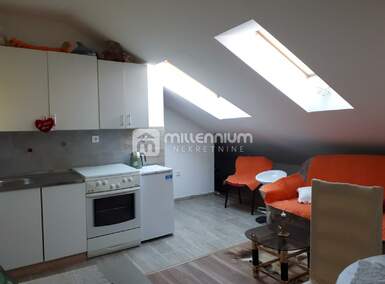 Dvosoban stan, Rijeka, Sušak, najam, 550 €, 53 m2