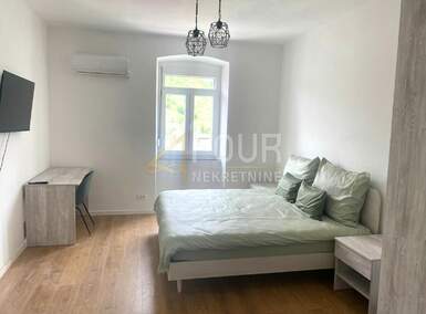 Cetvorosoban stan, Rijeka, Sušak, najam, 1500 €, 112 m2