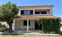 Kuca, Fažana, Valbandon, prodaja, 480000 €, 275 m2