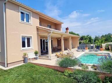 Kuca, Pula, prodaja, 700000 €, 158 m2