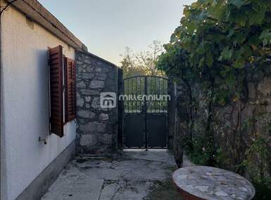 Kuca, Vinodol, Grižane-Belgrad, prodaja, 100000 €, 95 m2