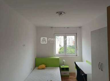 Trosoban stan, Rijeka, Donja Vežica, prodaja, 190000 €, 60 m2