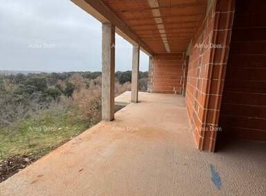 Trosoban stan, Pula, prodaja, 400000 €, 135 m2