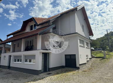 Kuca, Zaprešić, prodaja, 449000 €, 310 m2