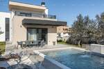 Kuca, Premantura, prodaja, 820000 €, 218 m2