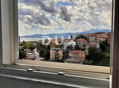 Dvosoban stan, Rijeka, Stari Grad, prodaja, 166400 €, 65 m2