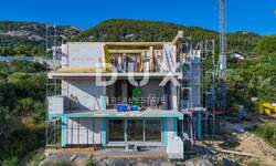 Trosoban stan, Rab, Banjol, prodaja, 371000 €, 123 m2