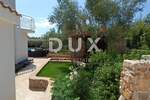 Kuca, Krk, Brzac, prodaja, 570000 €, 200 m2
