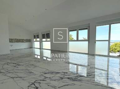 Kuca, Crikvenica, Jadranovo, prodaja, 750000 €, 200 m2