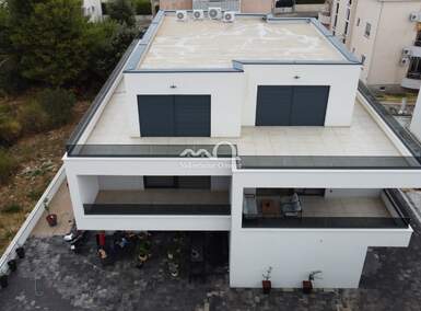 Cetvorosoban stan, Vodice, Srima, prodaja, 350000 €, 113 m2