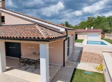 Kuca, Svetvinčenat, prodaja, 370000 €, 133 m2