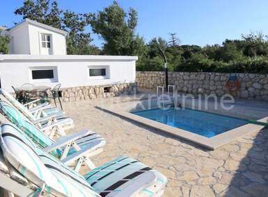 Kuca, Novalja, prodaja, 1200000 €, 678 m2