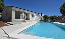 Kuca, Rovinj, prodaja, 495000 €, 147 m2