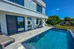 Kuca, Crikvenica, prodaja, 1150000 €, 300 m2