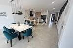 Kuca, Opatija, Pobri, najam, 3200 €, 214 m2