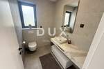Kuca, Opatija, Pobri, najam, 3200 €, 214 m2