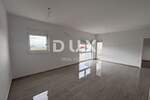 Trosoban stan, Vir, prodaja, 185000 €, 64 m2