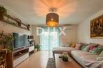 Trosoban stan, Rijeka, Srdoči, prodaja, 270000 €, 67 m2