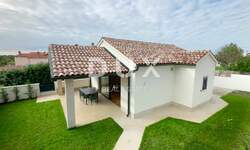 Kuca, Bale, prodaja, 498000 €, 60 m2