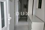 Stan, Pula, Centar, prodaja, 395000 €, 151 m2
