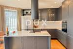 Cetvorosoban stan, Opatija, Opatija - Centar, prodaja, 985000 €, 158 m2