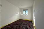 Trosoban stan, Viškovo, Mladenići, prodaja, 260000 €, 70 m2