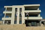 Trosoban stan, Novalja, prodaja, 296000 €, 81 m2