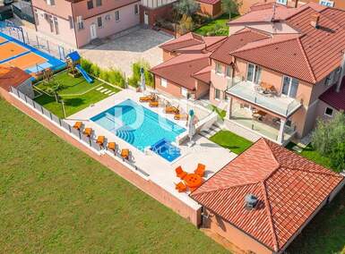 Kuca, Ližnjan, Valtura, prodaja, 1300000 €, 600 m2