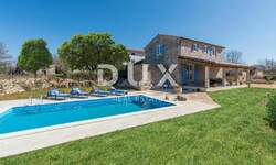 Kuca, Sveti Lovreč, prodaja, 999000 €, 359 m2