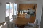 Trosoban stan, Labin, Rabac, prodaja, 299000 €, 127 m2