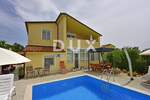 Kuca, Poreč, prodaja, 700000 €, 280 m2