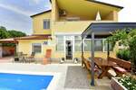 Kuca, Poreč, prodaja, 700000 €, 280 m2