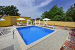 Kuca, Poreč, prodaja, 700000 €, 280 m2
