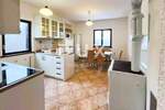 Kuca, Delnice, Razloge, prodaja, 235000 €, 184 m2