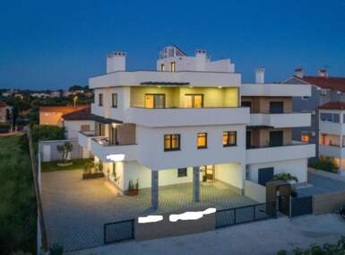 Kuca, Pula, Kaštanjer, prodaja, 1250000 €, 457 m2