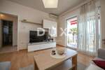Cetvorosoban stan, Opatija, Opatija - Centar, najam, 1850 €, 140 m2