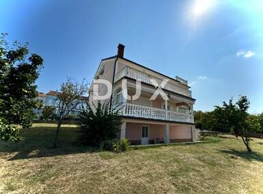 Kuca, Malinska-Dubašnica, Bogovići, prodaja, 684000 €, 326 m2