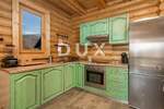Kuca, Delnice, Brod na Kupi, prodaja, 490000 €, 251 m2