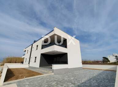 Trosoban stan, Privlaka, prodaja, 235620 €, 71 m2