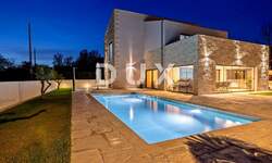 Kuca, Svetvinčenat, prodaja, 720000 €, 200 m2