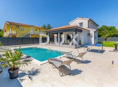 Kuca, Pula, Štinjan, prodaja, 720000 €, 140 m2
