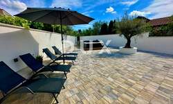 Kuca, Poreč, Bonaci, prodaja, 375000 €, 105 m2