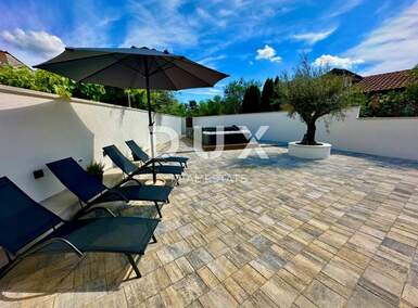 Kuca, Poreč, Bonaci, prodaja, 375000 €, 105 m2
