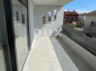Trosoban stan, Novigrad, prodaja, 349000 €, 88 m2