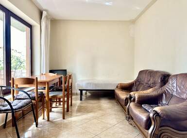 Trosoban stan, Umag, najam, 1000 €, 80 m2