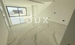Kuca, Opatija, Pobri, prodaja, 720000 €, 172 m2