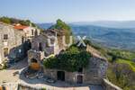 Kuca, Pićan, prodaja, 93000 €, 183 m2